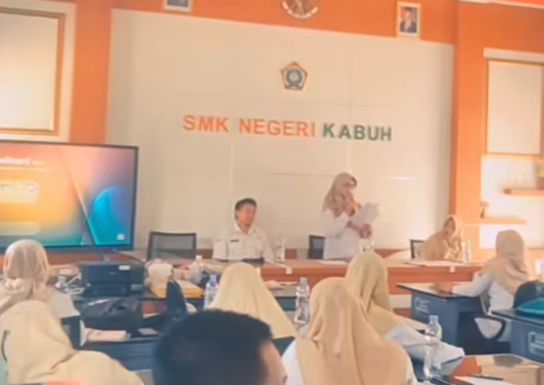 Rapat Pembinaan Guru dan Tenaga Kependidikan