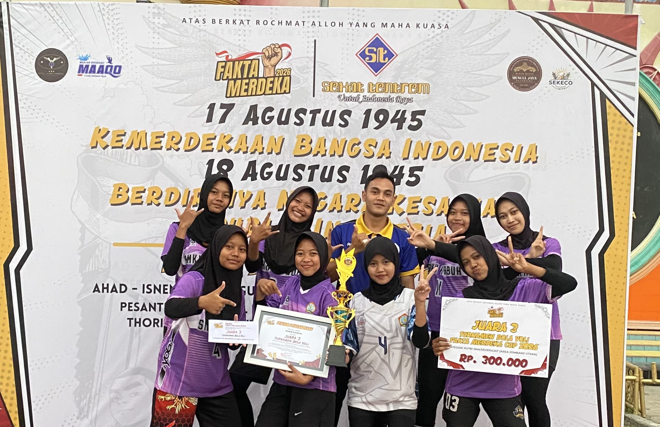 Juara 3 -  Turnamen Bola Voli Fakta Merdeka Kategori Putri SMA / Sederajat (Area Jombang Utara) 